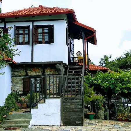 Apalni Traditional Affittacamere 3*