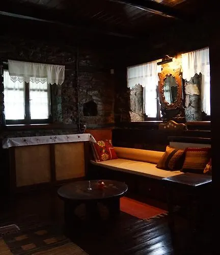 Гостевой дом Apalni Traditional 3*